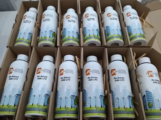 Tumbler print UV full warna berlogo dalam kardus